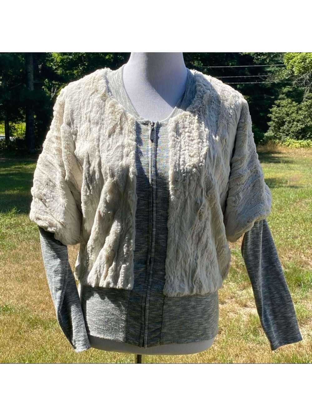 DOLAN ANTHROPOLOGIE JACKET CREAM FAUX FUR GRAY JERSEY FABRIC ZIP FRONT SIZE M